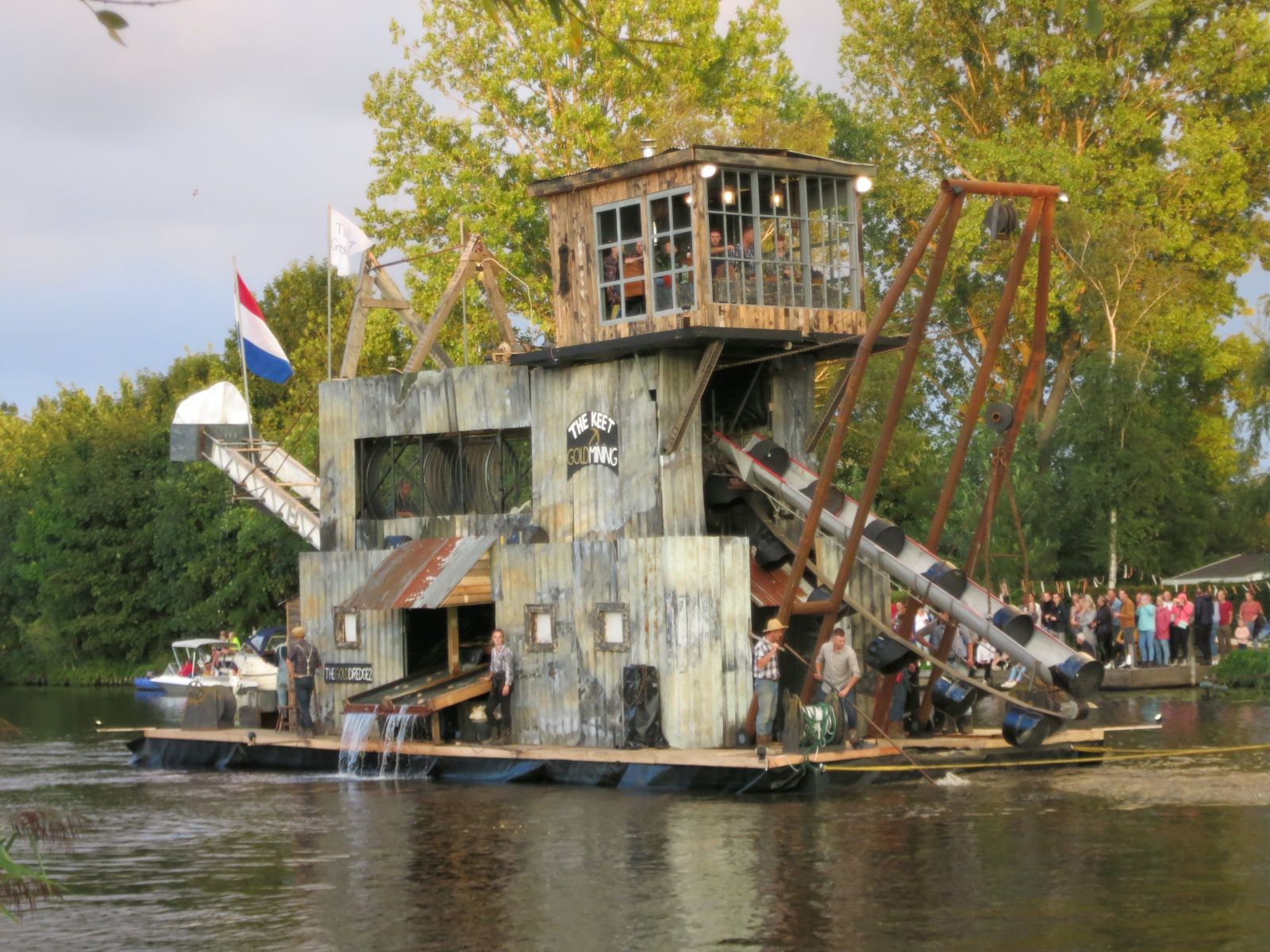 The Keet - The Gold Dredge (6)